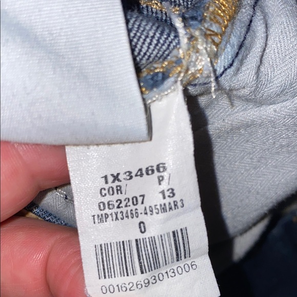 Abercrombie & Fitch Blue Jean Shorts High-Waisted Rolled Hem Size 0 - Picture 6 of 9